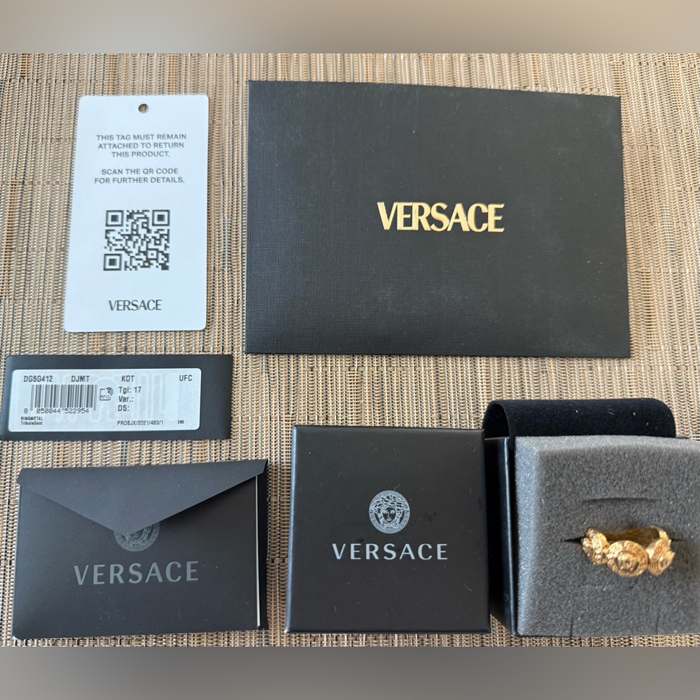Versace gold-toned Medusa ring NWT - Picture 9 of 9